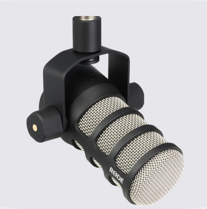 RØDE PodMic &amp; Custom Mic Flag
